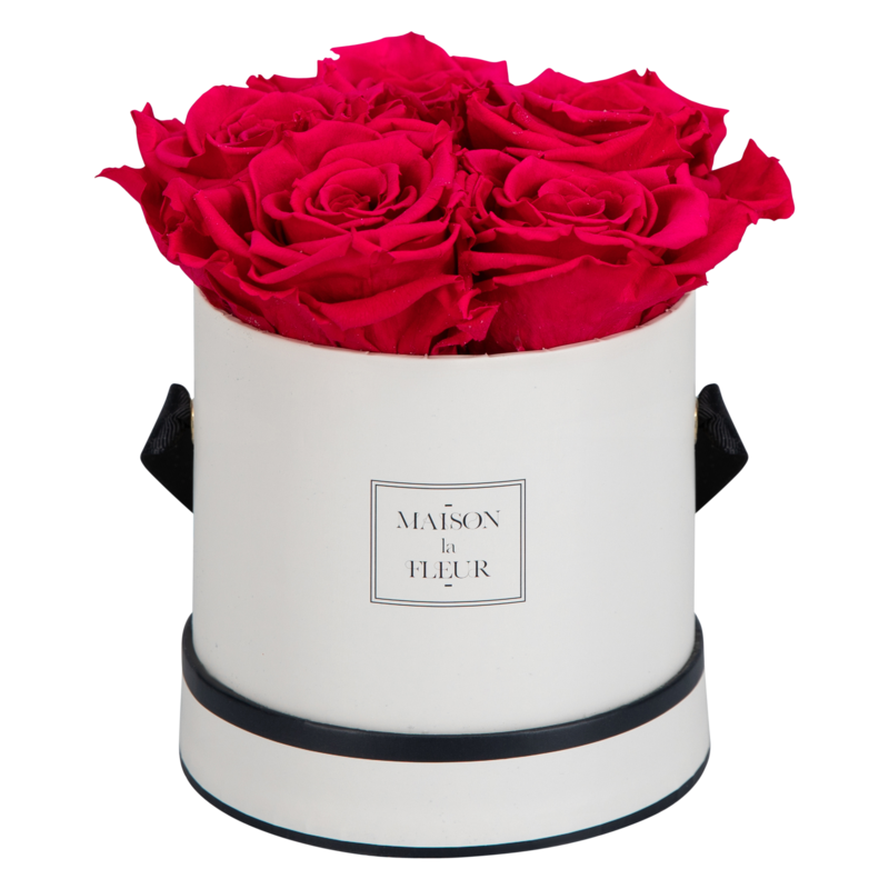Maison La Fleur Round Classic Red Roses 4 5ctsnacks Drinks Delivered Fast Online Delivery App